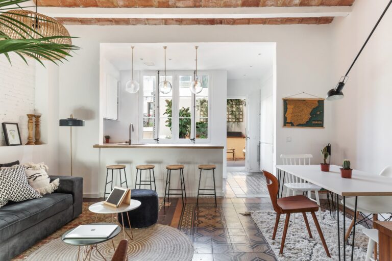 Bright Barcelona apartment with hydraulic tiles and a Catalan vault